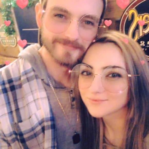 Meet your Posher, Danielle - Picture 1 of 1